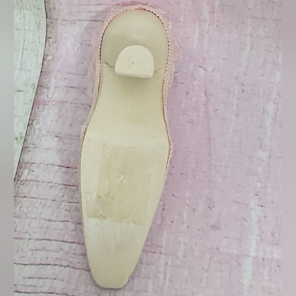 Victorian Shoe Pin Cushion - Picture 7 of 8